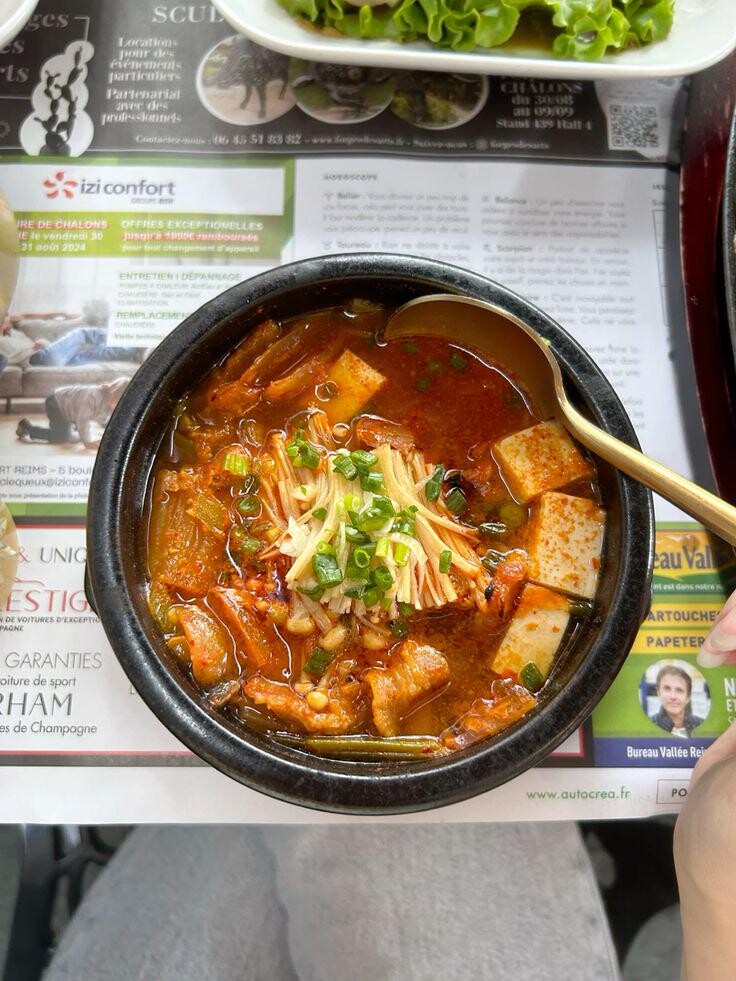 Had Kimchi jjigae yesterday. 